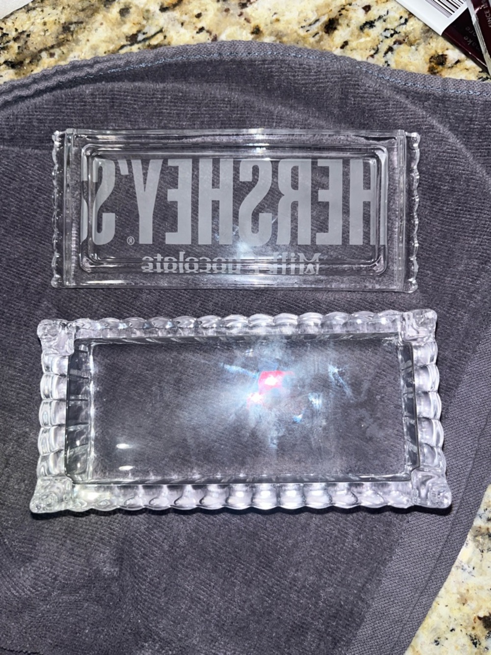 Hershey's Milk Chocolate Candy Bar Glass Covered Candy Dish Etched Classic Brown - Picture 4 of 12